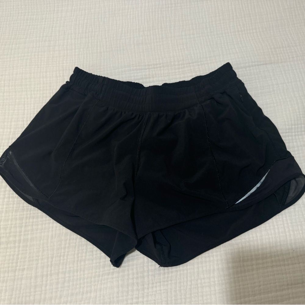 BLACK LULULEMON RUNNING SHORTS SIZE 10
